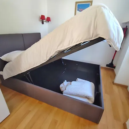 Jasper, T2, Centre Luchon, Wifi, Casier A Skis, Ascenseur, 5 Personnes