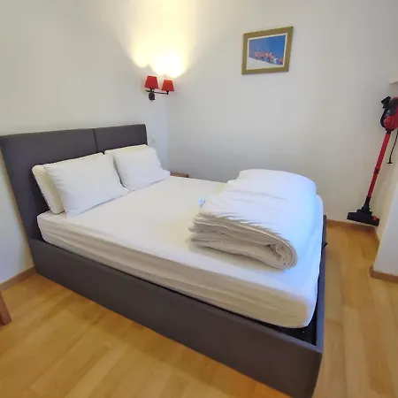 Jasper, T2, Centre Luchon, Wifi, Casier A Skis, Ascenseur, 5 Personnes * Bagneres-de-Luchon