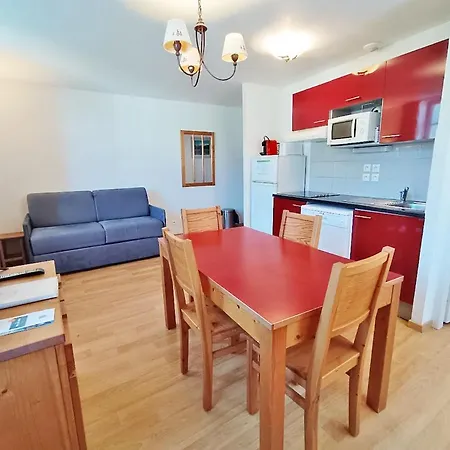 Jasper, T2, Centre Luchon, Wifi, Casier A Skis, Ascenseur, 5 Personnes