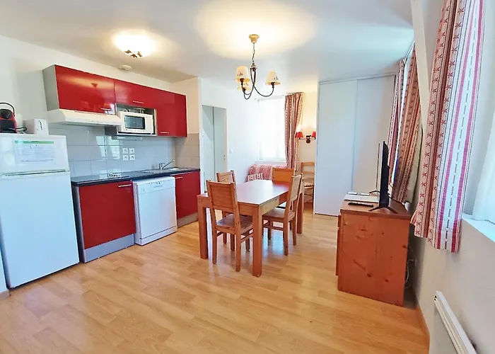 Διαμέρισμα Jasper, T2, Centre Luchon, Wifi, Casier A Skis, Ascenseur, 5 Personnes Bagnères-de-Luchon